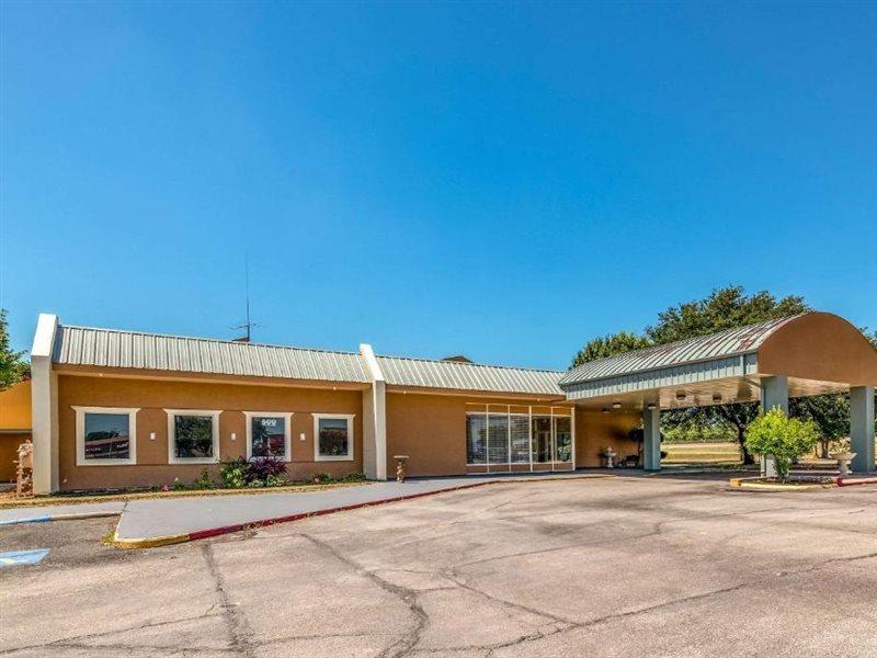 Quality Inn Gainesville Exterior photo