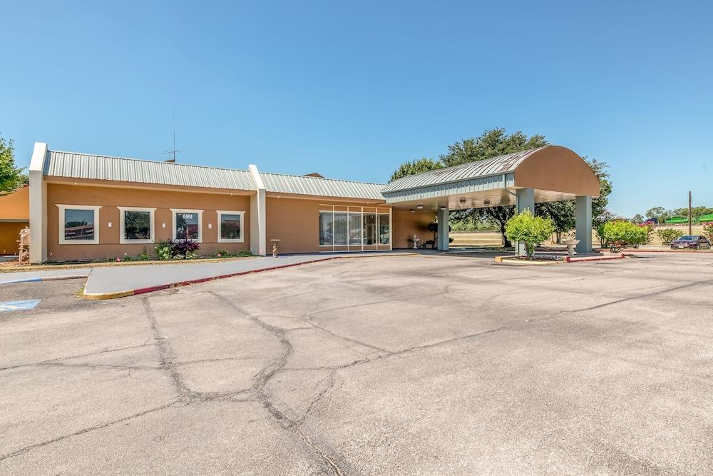Quality Inn Gainesville Exterior photo