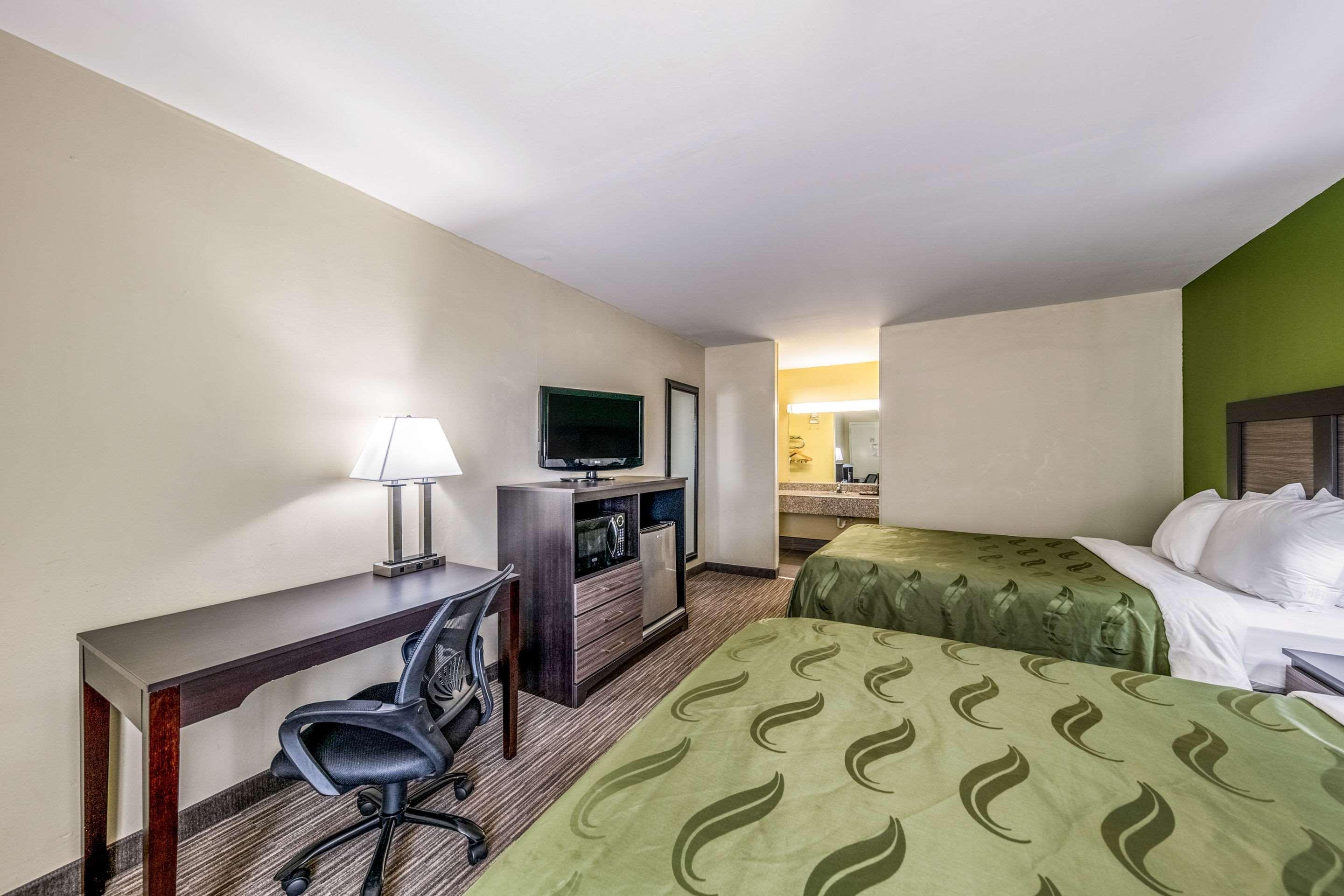 Quality Inn Gainesville Exterior photo