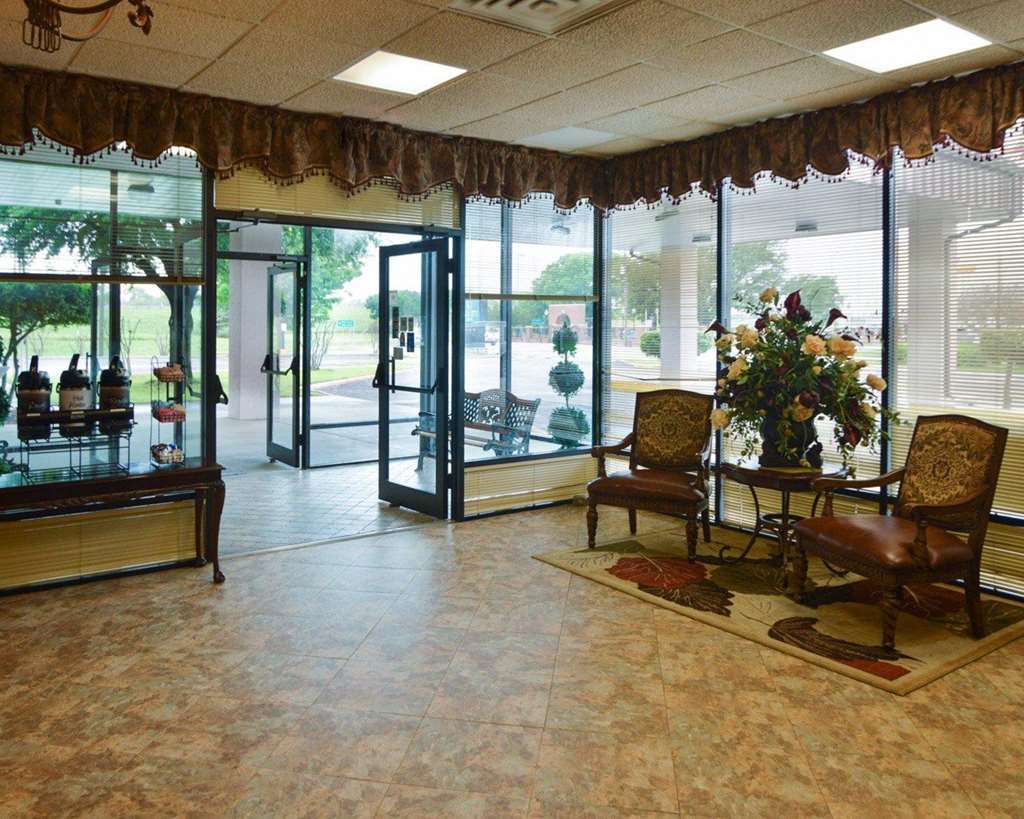 Quality Inn Gainesville Interior photo